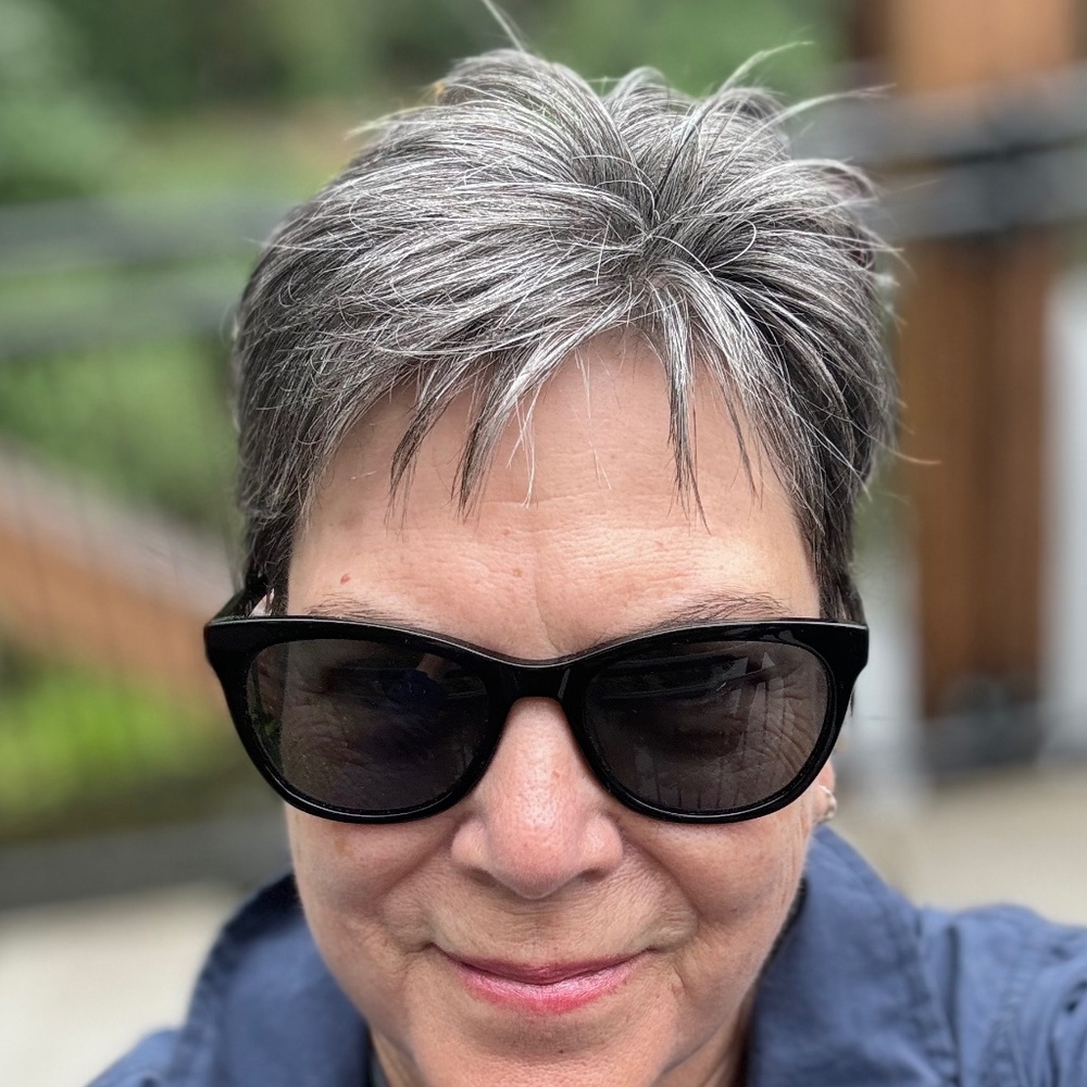 Meet your Posher, Moniece